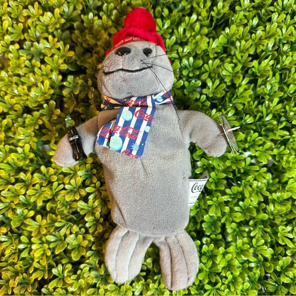 NWT Coca-Cola Vintage Gray Plush Beanie Seal with Red Hat and Scarf
